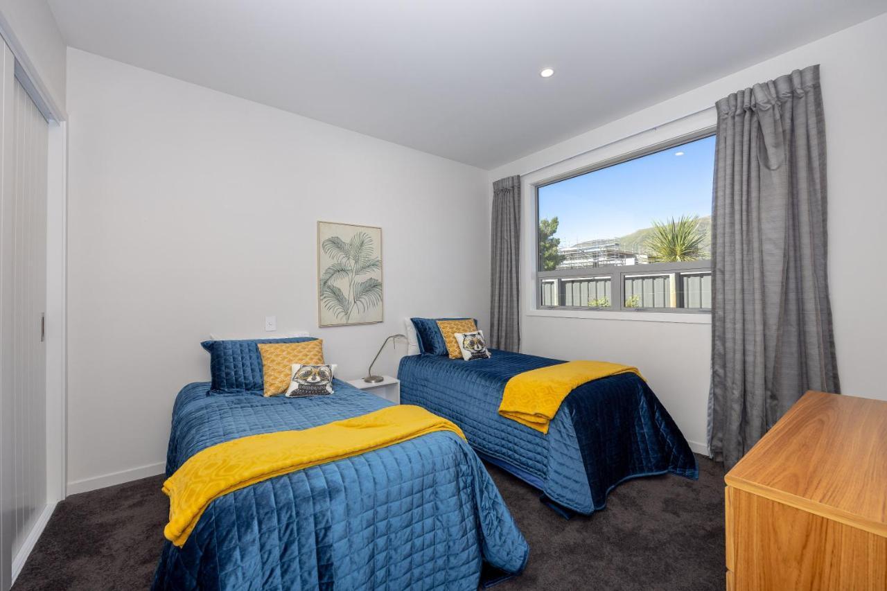 Prime Location On Warren St - 3 Bedroom Town House Ванака Экстерьер фото